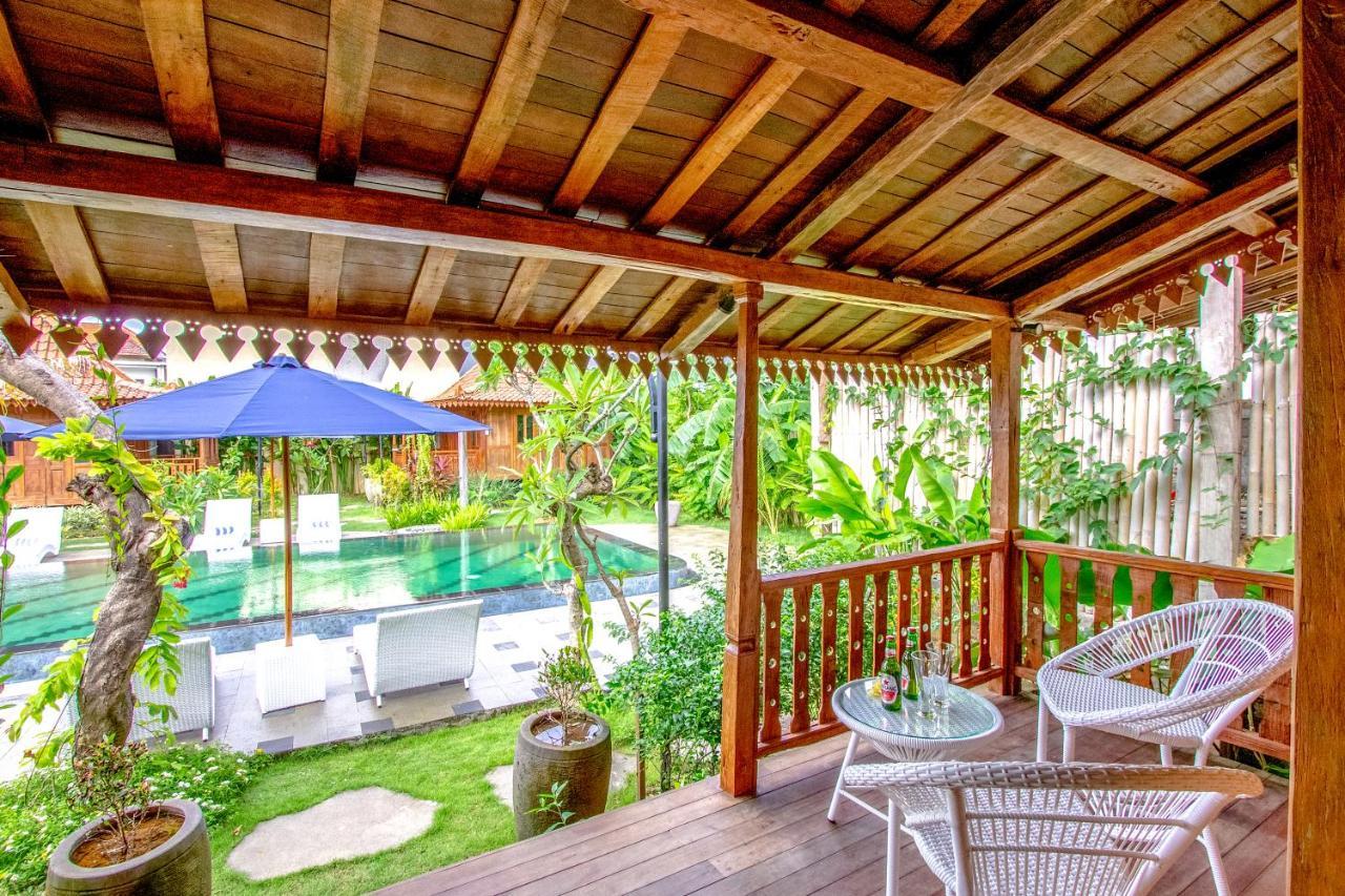 Moson Villa Legian Bagian luar foto