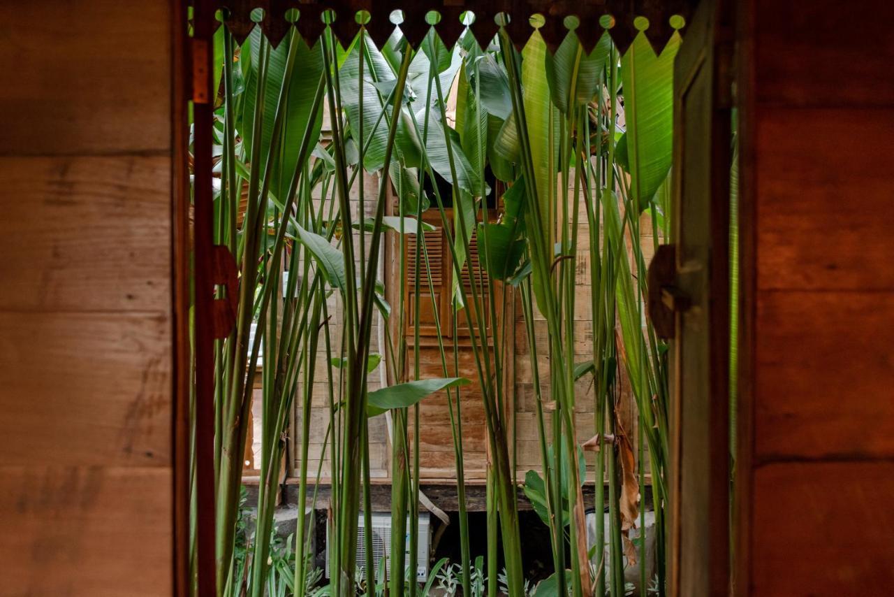 Moson Villa Legian Bagian luar foto