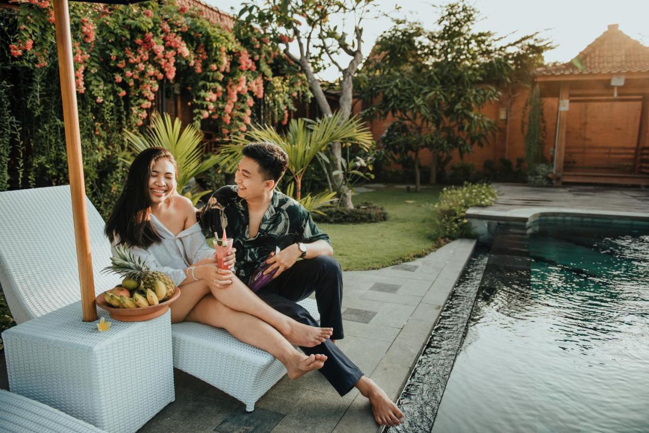 Moson Villa Legian Bagian luar foto