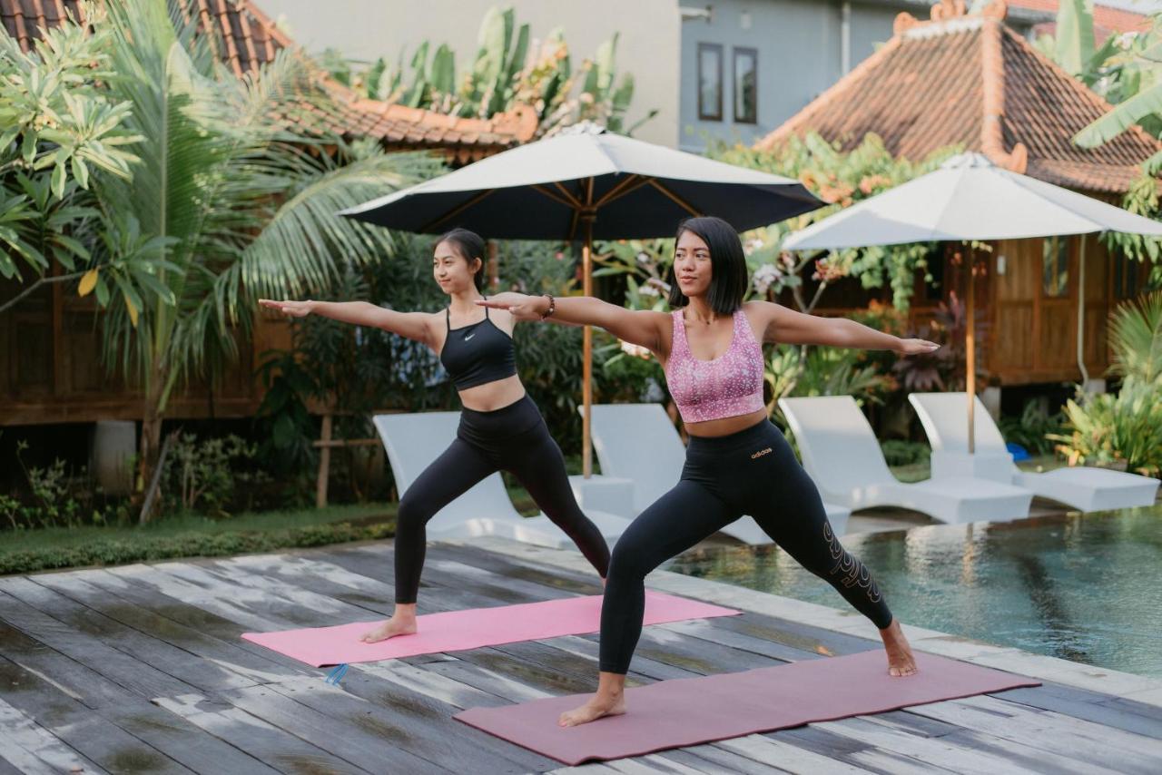 Moson Villa Legian Bagian luar foto