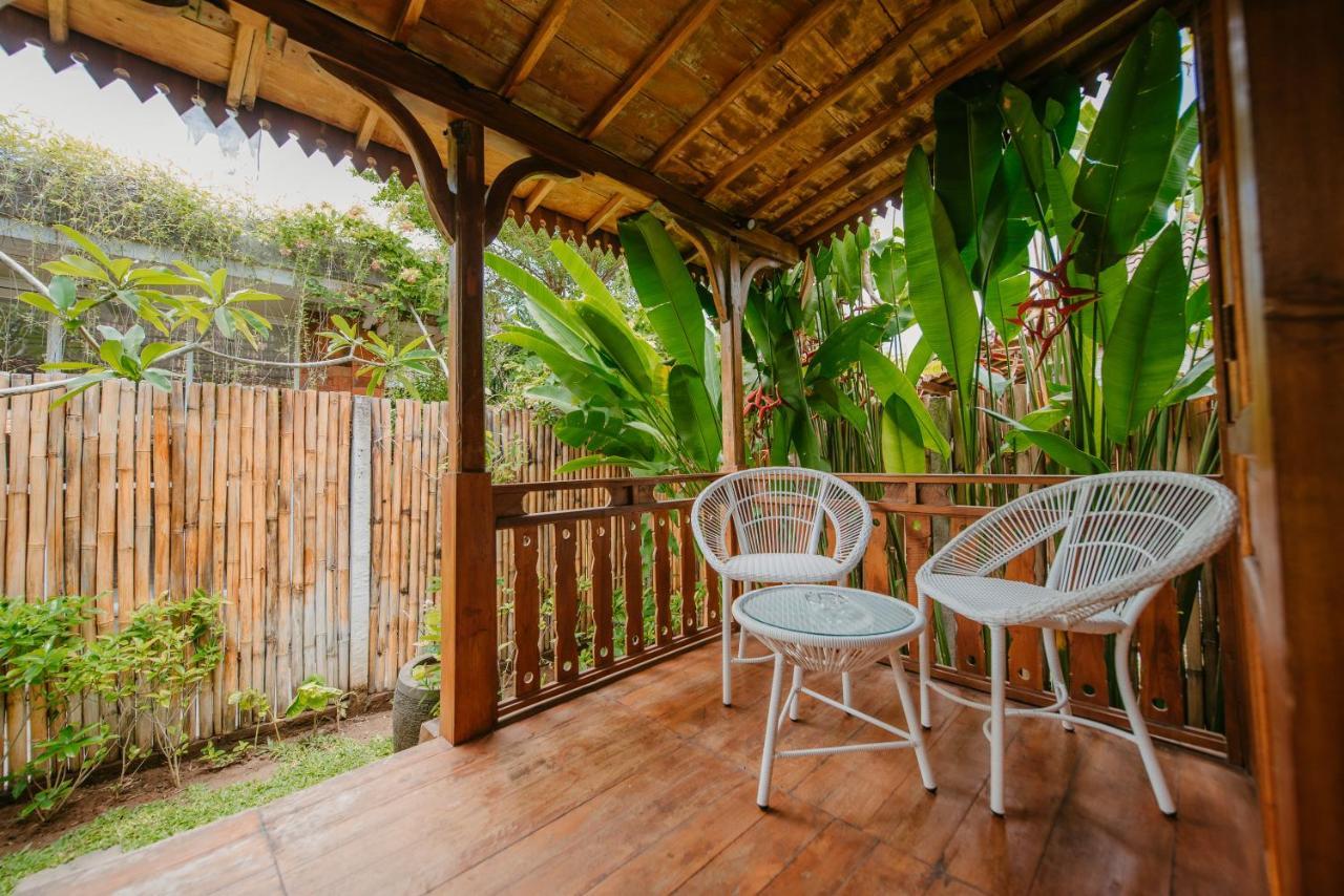 Moson Villa Legian Bagian luar foto